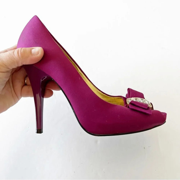 Nina NY Fuchsia Pink High Heel Peep Toe Pumps Size 6.5 Rhinestones Barbie Party - Picture 2 of 10